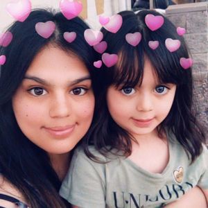 Meet your Posher, Isabel